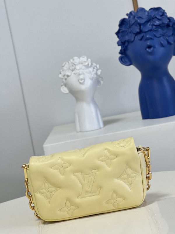 l**is V*t*n wallet on strap bubblegram