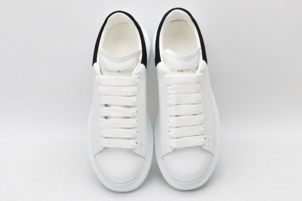 ALEXANDER MCQUEEN Oversized Sneaker