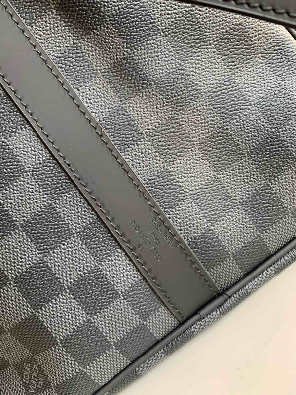 l**is V*t*n keepall 50