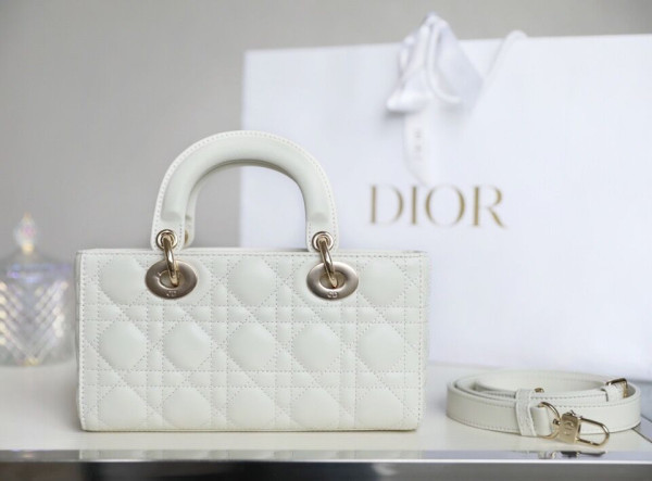D*or lady d-joy bag