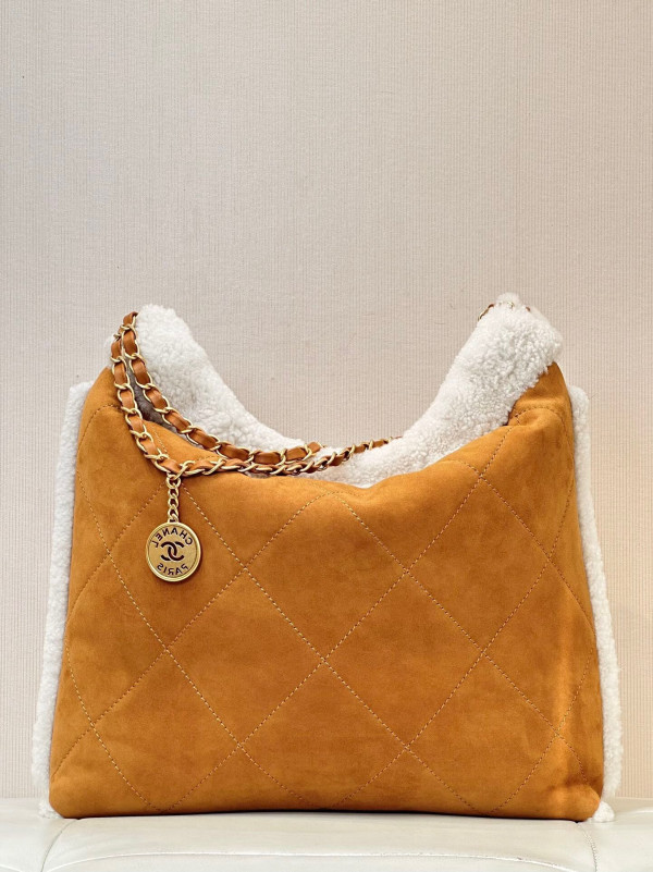 CL 22 HANDBAG