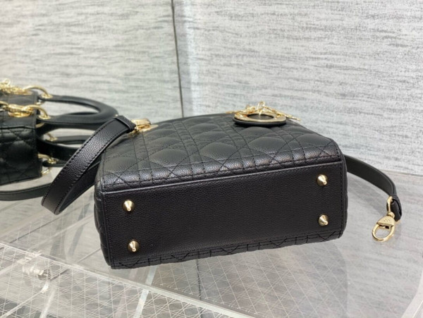 lady D*or small calfskin-20-16.5-8cm