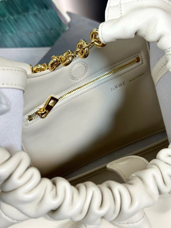 LOEWE Small Squeeze bag in nappa lambskin-24*29*10.5cm