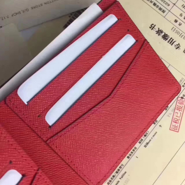 l**is v*t*n S*p*e pocket wallet