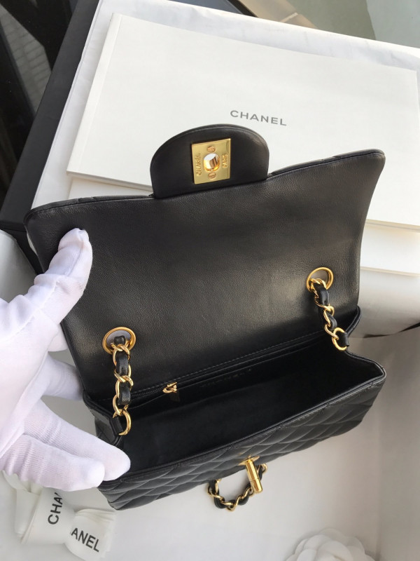 CL FLAP BAG