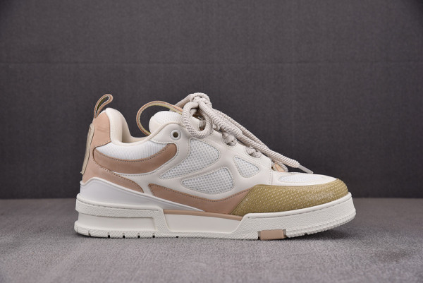 l**is V*t*n sneakers