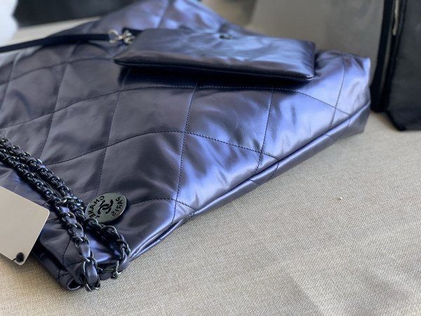 CL LARGE 22 HANDBAG