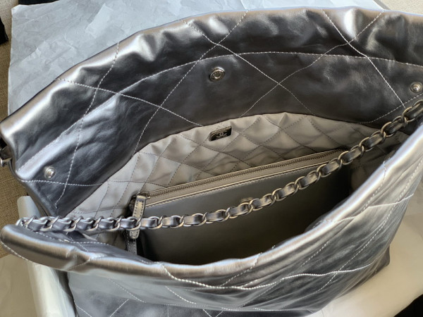 CL 22 SMALL HANDBAG