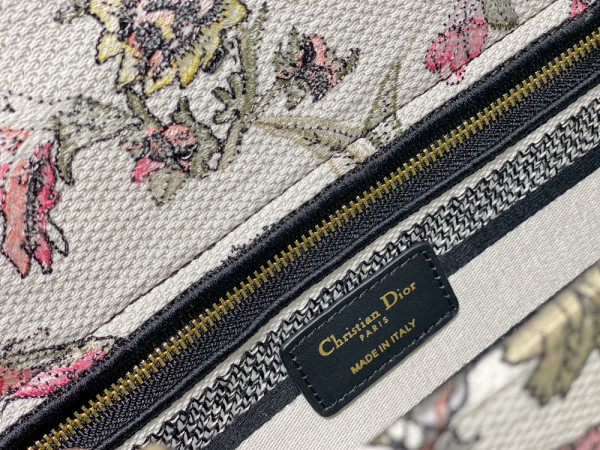 D*or medium lady d-lite bag