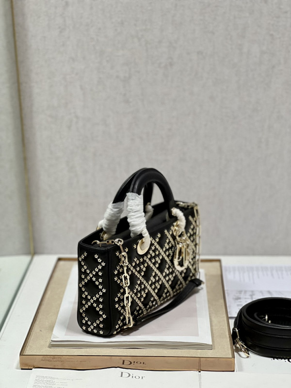 D*or lady d-joy bag