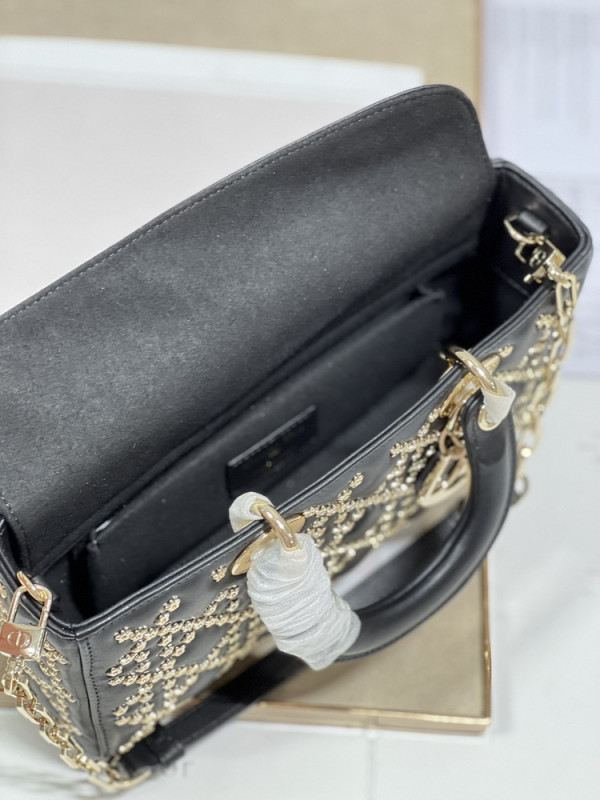 D*or lady d-joy bag