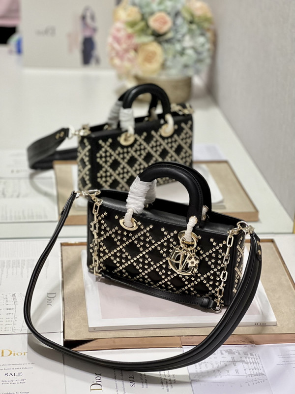 D*or lady d-joy bag