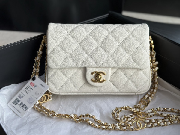 CL MINI FLAP BAG