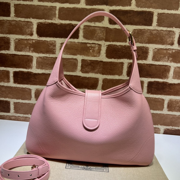 G*u*i aphrodite medium shoulder bag