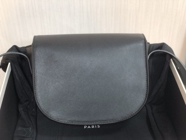Ce**e folco cuir triomphe