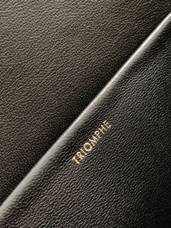 Ce**e triomphe shoulder bag