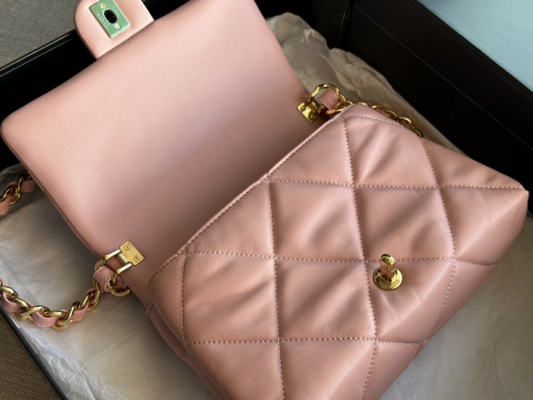 CL FLAP BAG