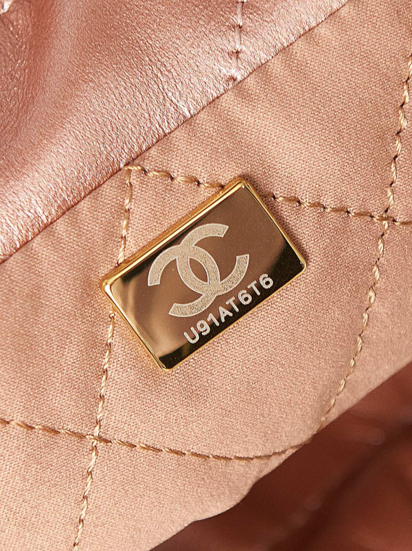 CL 22 MINI HANDBAG