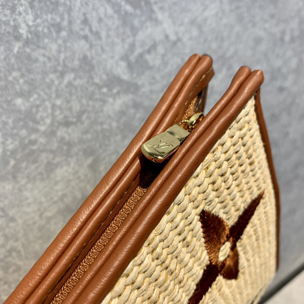 l**is V*t*n monogram raffia toiletry pouch
