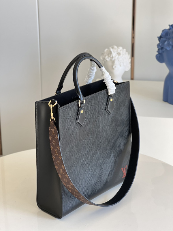 l**is V*t*n petit sac plat