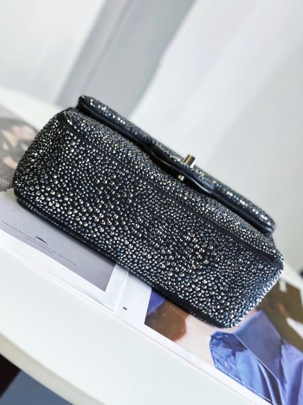 CL FLAP BAG 20CM