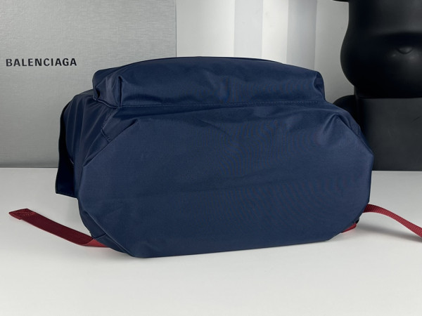 Ba*len*cia*ga backpack
