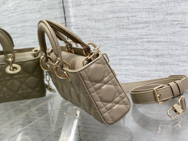 D*or lady d-joy bag
