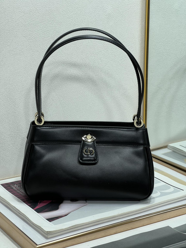 D*or key bag