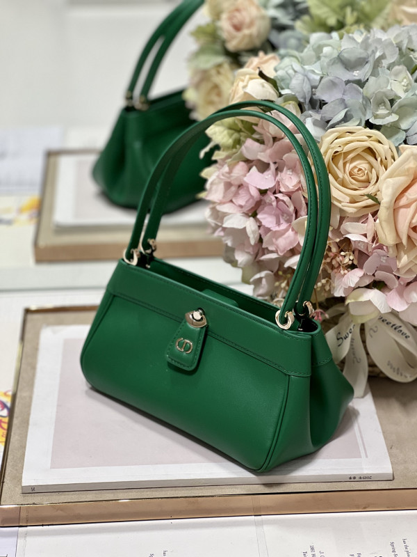 D*or key bag