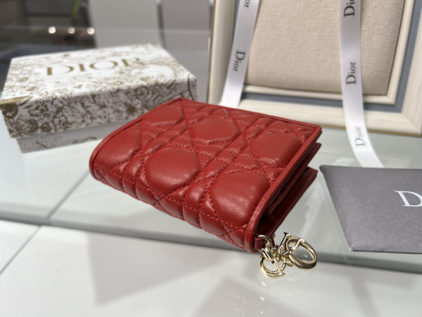 D*or wallet
