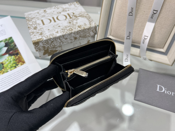 D*or card holder