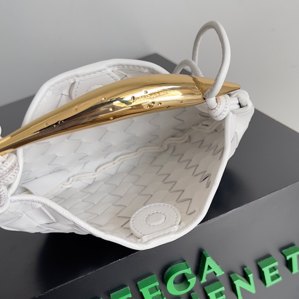 Bo*te*ga ve*ne*ta mini sardine top handle bag