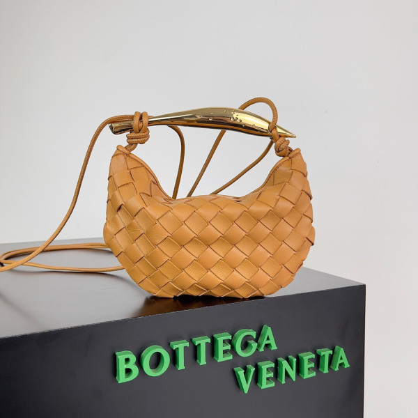 Bo*te*ga ve*ne*ta mini sardine top handle bag