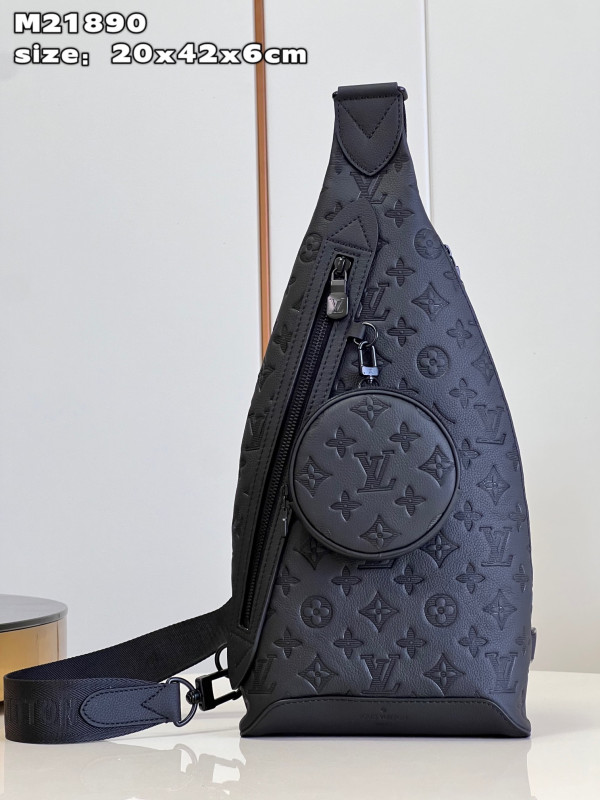 l**is V*t*n duo slingbag