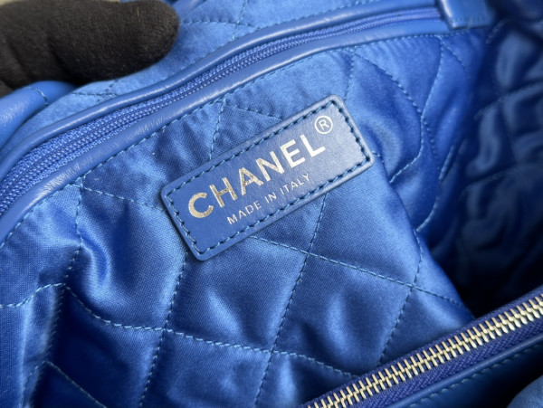 CL 22 SMALL HANDBAG
