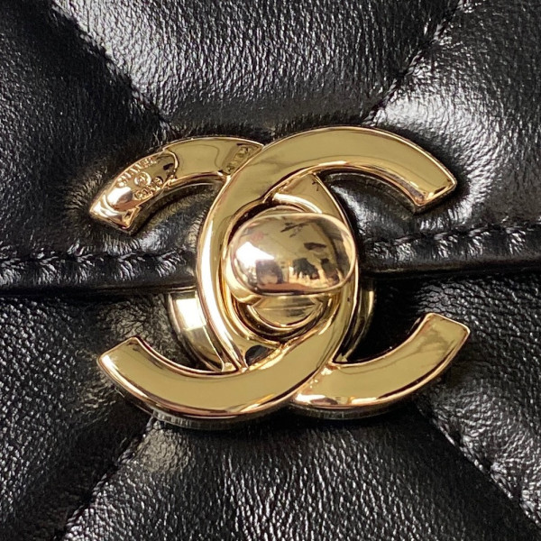 CL SMALL BOX BAG