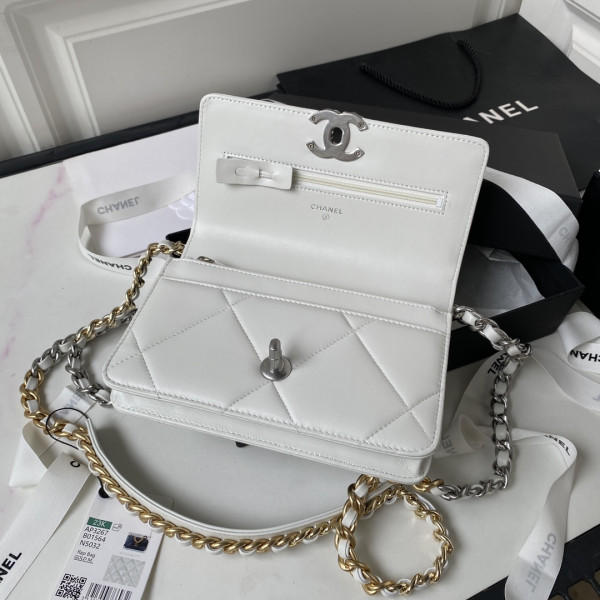 CL 19 WALLET ON CHAIN