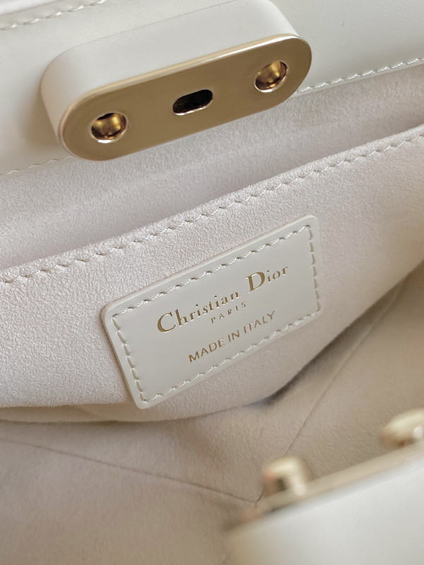 D*or key bag