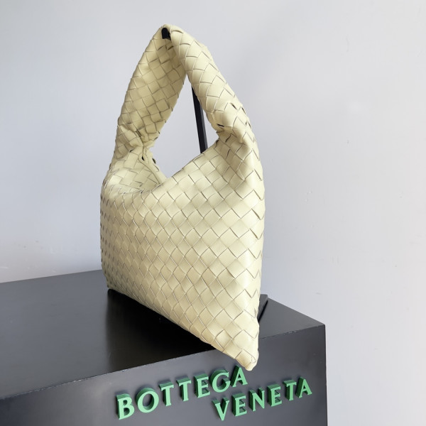 Bo*te*ga ve*ne*ta medium hop