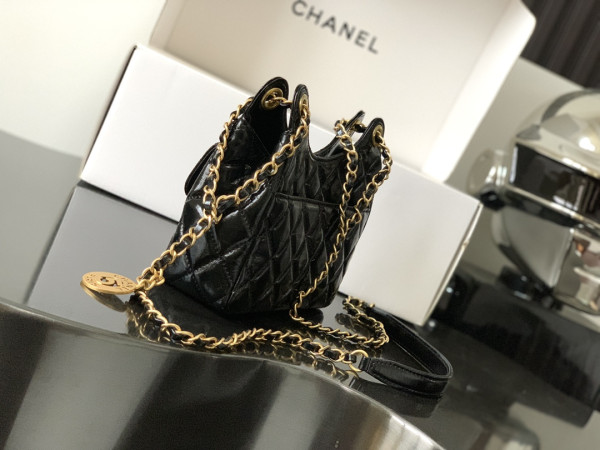 CL SMALL HOBO HANDBAG