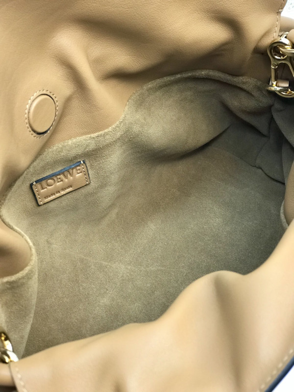 LOEWE Flamenco clutch