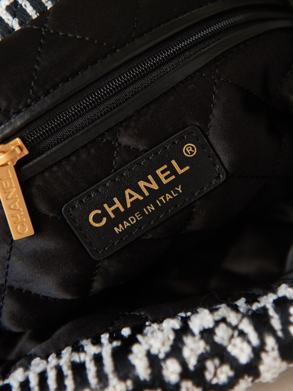 CL 22 HANDBAG
