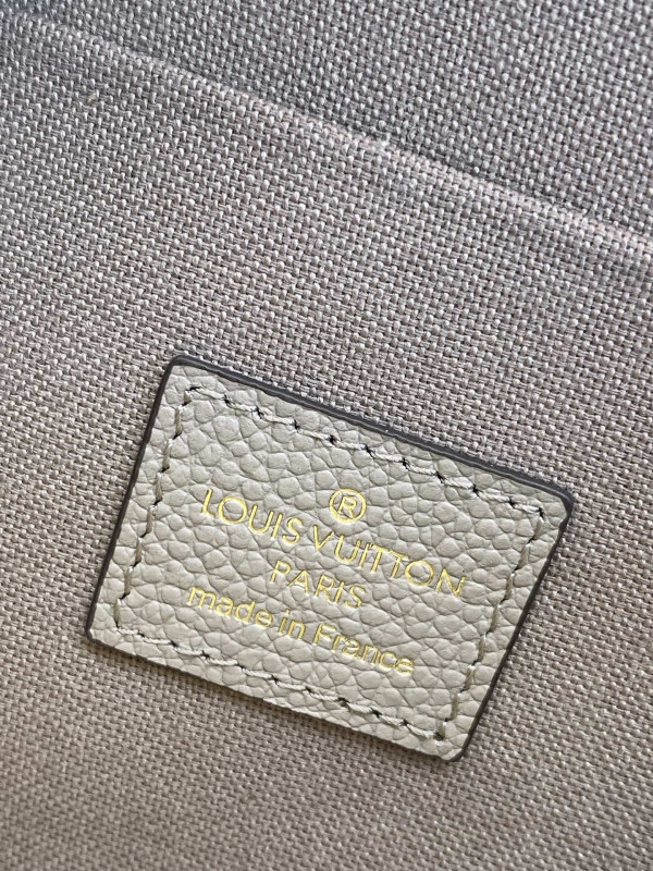 l**is V*t*n pochette fÉlicie