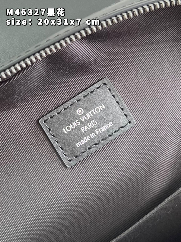 l**is V*t*n avenue slingbag nm