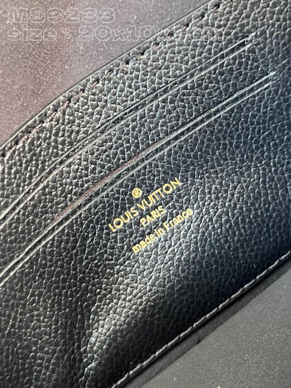 l**is V*t*n wallet on chain lily