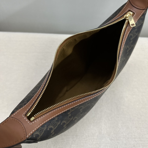 ce**e heloise cuir triomphe bag in S*pple calfskin