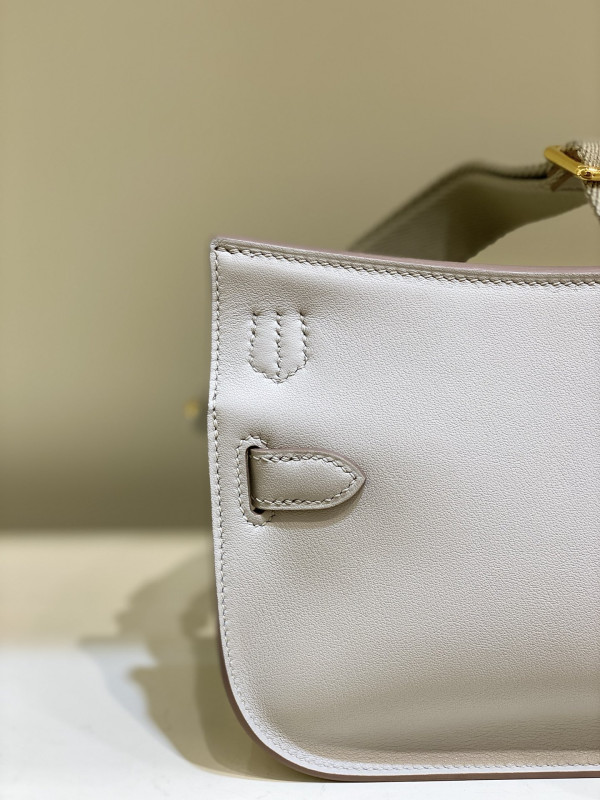H**mes jypsiere mini bag in swift leather gris meyer