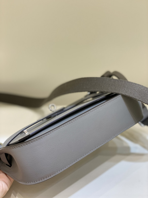 H**mes jypsiere mini bag in swift leather gris meyer