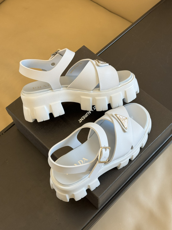 Pra*a sandals