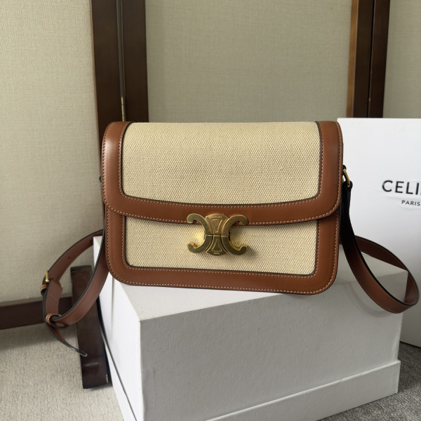 Ce**e teen triomphe bag